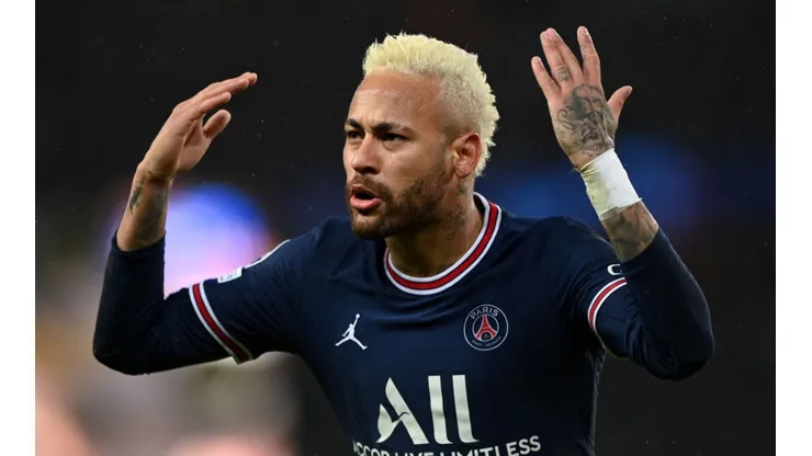 Shaun Botterill/Getty Images - Neymar jogando no PSG