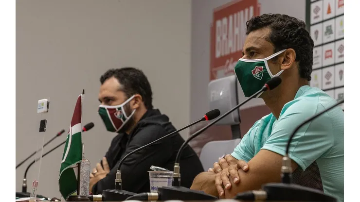 Mário Bittencourt exalta Fred (FOTO: LUCAS MERÇON / FLUMINENSE F.C)
