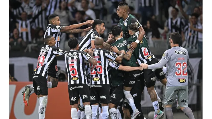 Jogadores do Atlético-MG comemoram gol (Foto: Getty Images)