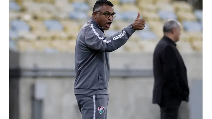 Roger Machado pediu reforços para o Grêmio