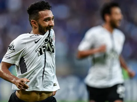 Gigante brasileiro abre negociações pela contratação do atacante Clayson, ex-Corinthians