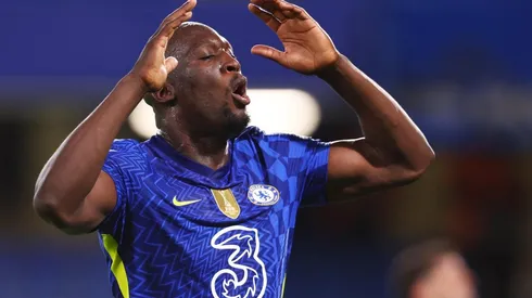 Romelu Lukaku, em campo pelo Chelsea (Foto: Getty Images)