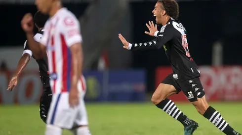 Figueiredo já balançou as redes em bolas parada em duas oportunidades em 2022 (Foto: Daniel RAMALHO / CRVG)