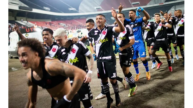 Após 14 rodadas, Vasco tem números expressivos na atual temporada da Série B (Foto: Daniel RAMALHO / CRVG)