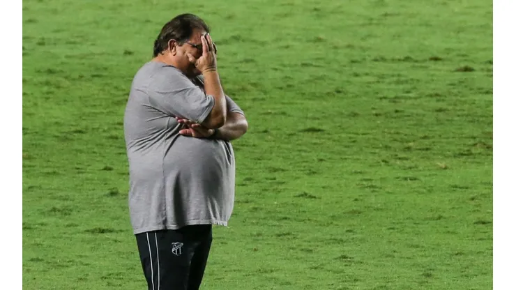 Guto Ferreira não é mais treinador do Bahia