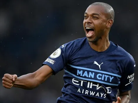 Fernandinho é apresentado como jogador do Athletico Paranaense