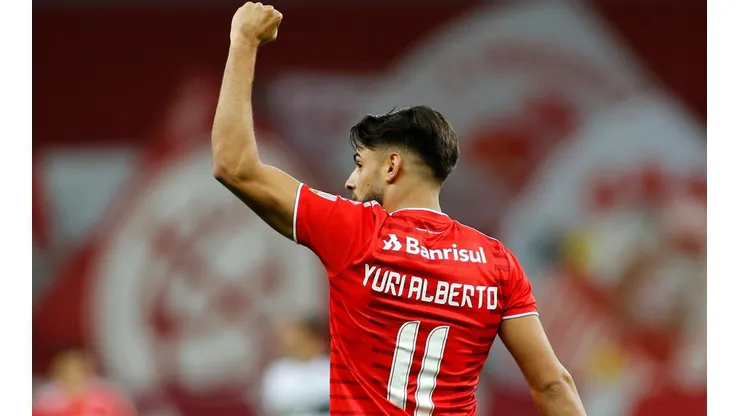 Internacional v Olimpia - Copa CONMEBOL Libertadores 2021