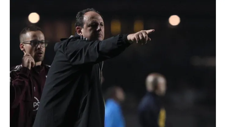 Rogério Ceni fala sobre a vitória do São Paulo (Foto: Rubens Chiri / saopaulofc.net)