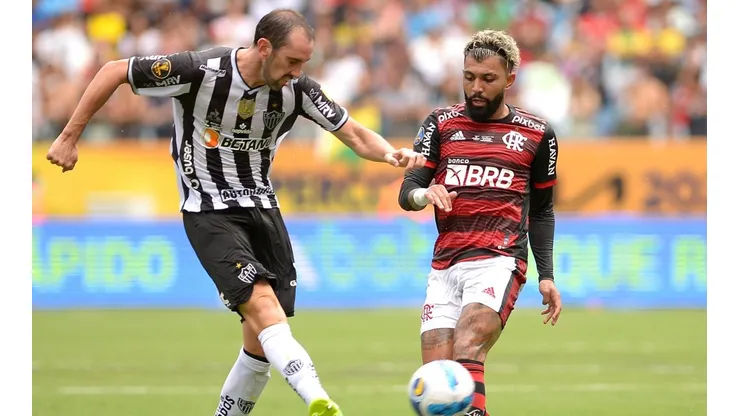 Atlético-MG e Flamengo, em campo pela Supercopa do Brasil (Foto: Getty Images)
