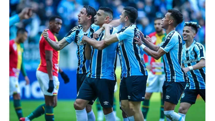 Diego Souza é o artilheiro isolado da Série B com sete gols (FOTO: LUCAS UEBEL/GREMIO FBPA)