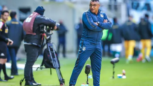 Roger fala de vaias mesmo após vencer o Sampaio Corrêa por 2 a 0 (FOTO: LUCAS UEBEL/GREMIO FBPA)