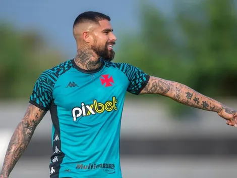 Juan Quintero revela carinho por gigante brasileiro: 'Ficaria aqui por dez anos'