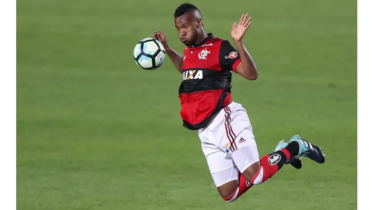 Flamengo v Avai - Brasileirao Series A 2017