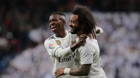 Gonzalo Arroyo Moreno/Getty Images - Marcelo e Vinicius Junior no Real Madrid