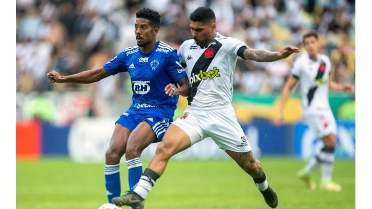 Yuri Lara é destaque no quesito desarme no futebol brasileiro (Foto: Daniel RAMALHO / CRVG)