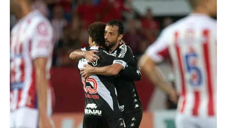 Nenê e Figueiredo são destaques nessa Série B (Foto: Daniel RAMALHO / CRVG)