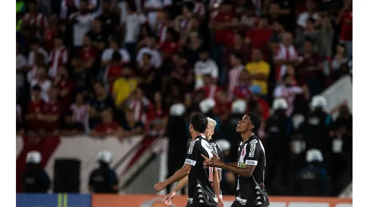 Andrey Santos marcou seu primeiro gol como profissional (Foto: Daniel RAMALHO / CRVG )