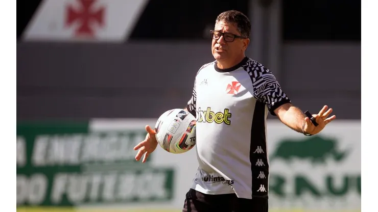 Emílio Faro será o técnico do Vasco no duelo contra o Náutico (Daniel RAMALHO / CRVG)