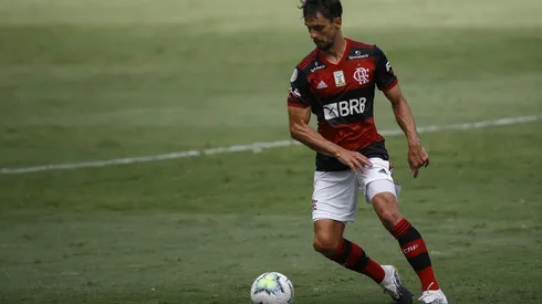 Rodrigo Caio voltou a ser titular no Flamengo