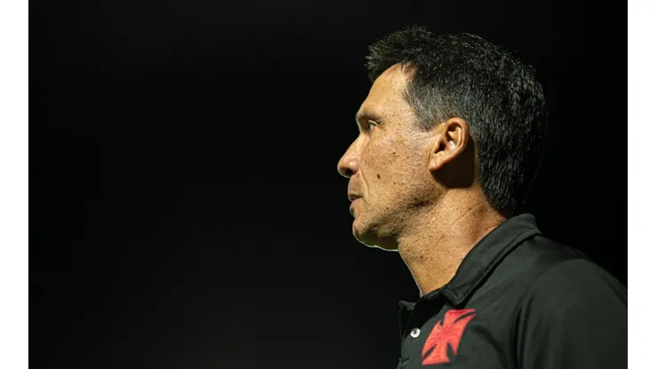 Zé Ricardo deixa o Vasco e uma dúvida importante para o duelo contra o Náutico (Foto: Jorge Rodrigues/AGIF)