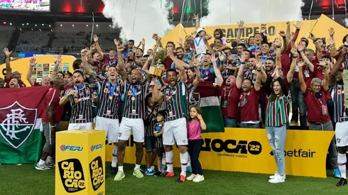 Atleta do Fluminense selecionados para a seleção do Cariocão recebem seus prêmios (Foto: Thiago Ribeiro/AGIF)