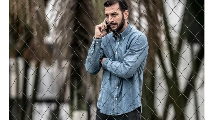 Edu Dracena, executivo de Futebol do Santos, analisa situação de jogadores do clube