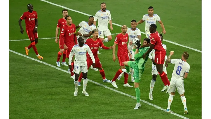 Courtois fechou o gol e foi eleito o craque da final da Champions