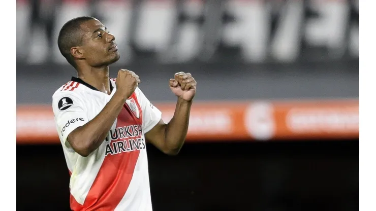 Botafogo pode trazer novo pacotão de reforços na janela de transferência do meio do ano (Foto: Fotobairesarg/AGIF)