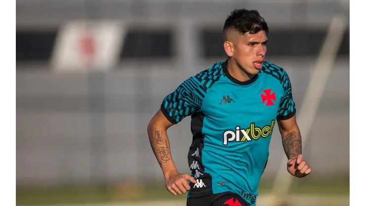 Palacios fala sobre atuar ao lado de Nenê (Foto: Daniel RAMALHO/CRVG)