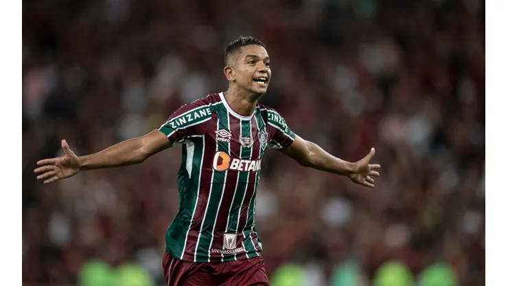 David Braz quer a vitória sobre o Fortaleza de presente de aniversário (Foto: Jorge Rodrigues/AGIF)