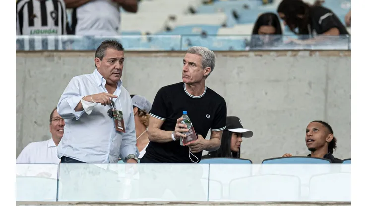 Luís Castro, técnico do Botafogo