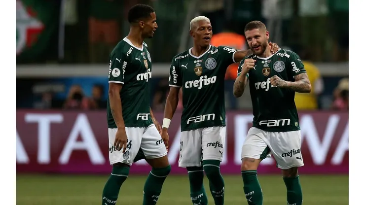 Jogadores do Palmeiras comemoram gol (Foto: Getty Images)