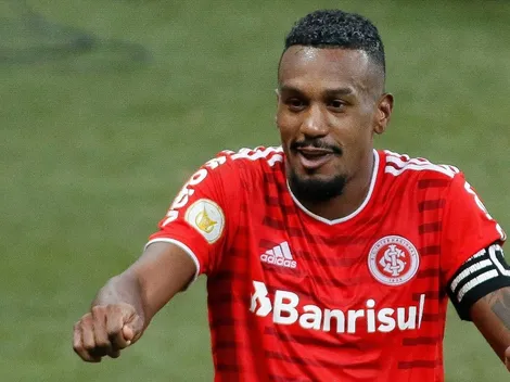 Edenílson segue alegando racismo de Rafael Ramos em Internacional x Corinthians