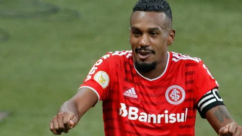 Edenílson, volante do Internacional (Foto: Getty Images)