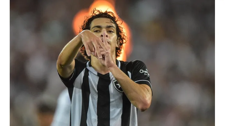 Matheus Nascimento marcou duas vezes na partida contra o Ceilândia (Foto: Thiago Ribeiro/AGIF)