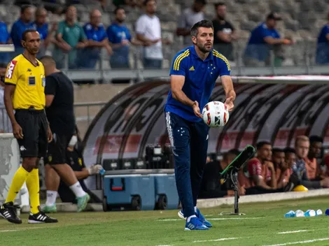 Pezzolano exalta atletas após ida às oitavas da Copa do Brasil: 'Parabéns a ele'