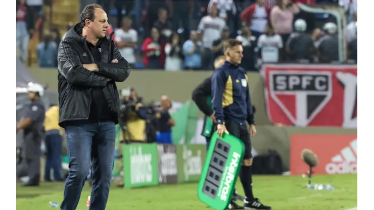 Rogério fala sobre duelo contra o Juventude (Foto: Marcello Zambrana/AGIF)