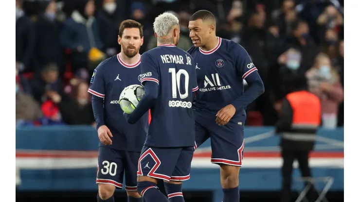 Messi e Neymar estão na lista de esportistas mais bem pagos do mundo