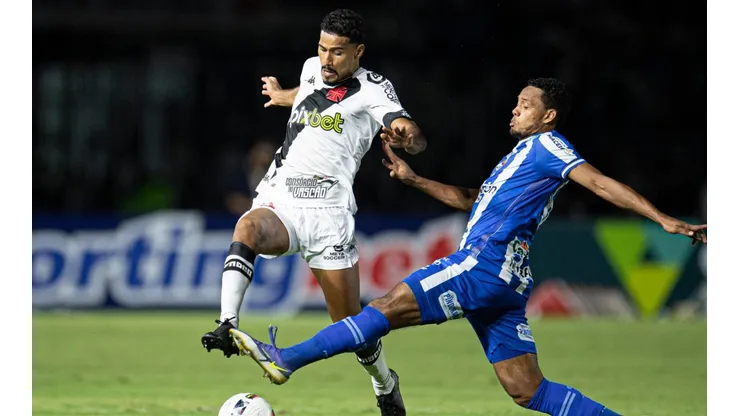 Gabriel Dias falou sobre o duelo contra o Bahia (Foto: Jorge Rodrigues/AGIF)