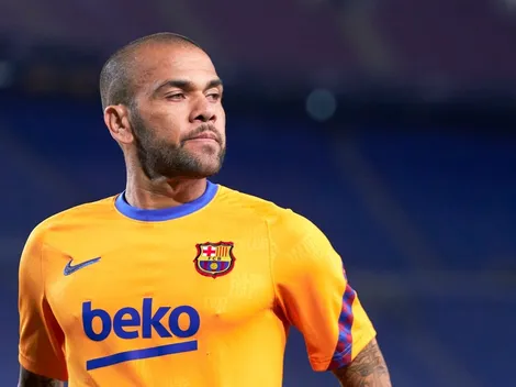 Barcelona não sabe o que fazer com Dani Alves, e destino pode ser voltar ao Brasil