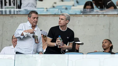 Luís Castro tem desfalques para clássico contra o Flamengo