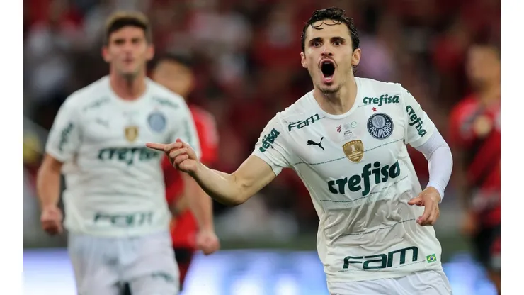 Raphael Veiga se tornou o maior artilheiro da história do clube na Copa Libertadores