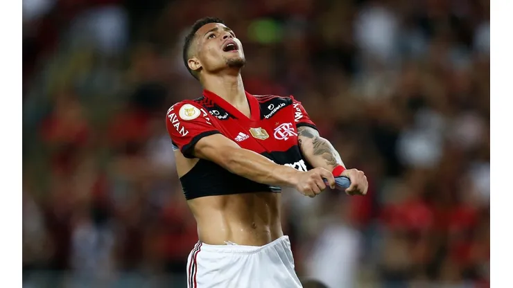 Flamengo v Santos - Brasileirao 2021
