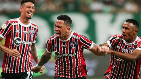 Comemoração dos jogadores do São Paulo (Foto: Getty Images)