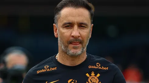 Vítor Pereira não estará à frente do Corinthians nesta noite (Foto: Marcello Zambrana/AGIF)
