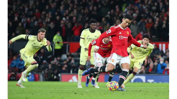 Manchester United v Arsenal - Premier League