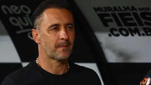 Vítor Pereira, treinador do Corinthians (Foto: Marcello Zambrana/AGIF)