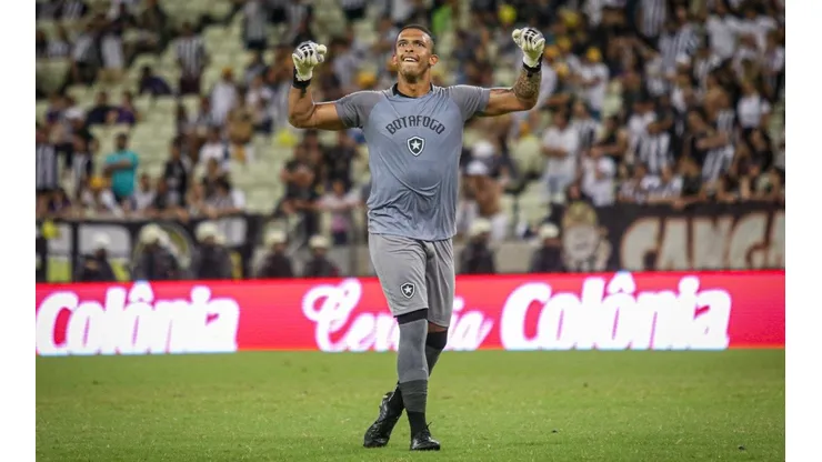 Diego Loureiro quer jogar mais com os pés (Foto: Lucas Emanuel/AGIF)