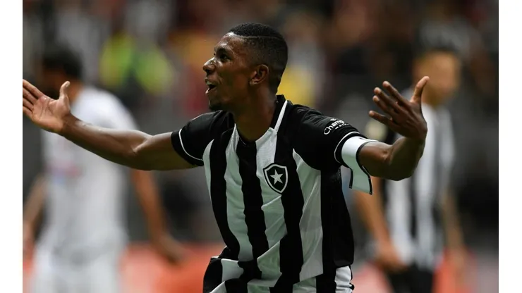 Kanu já marcou quatro gols em 2022 (Foto: Mateus Bonomi/AGIF)