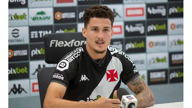 Boza vai usar o mesmo número que Dedé utilizou (Foto: Daniel RAMALHO/CRVG)